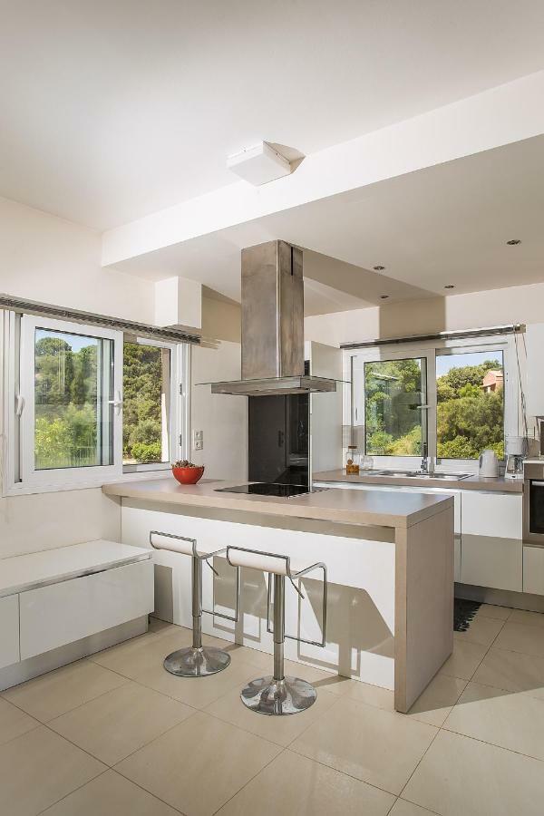 Willa Hill House *